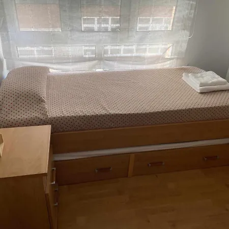 Apartman Arena Playa By Flowhome